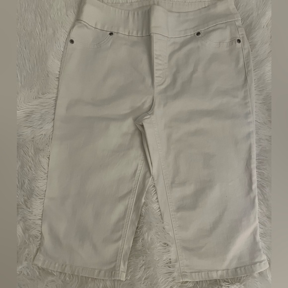 CHICOS PERFECT STRETCH PEDAL PUSHERS JEANS PANTS - Picture 2 of 12